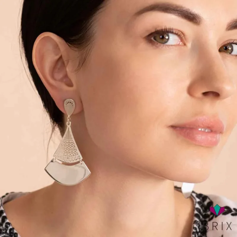 تلميع وتنظيف الفضة في المنزل